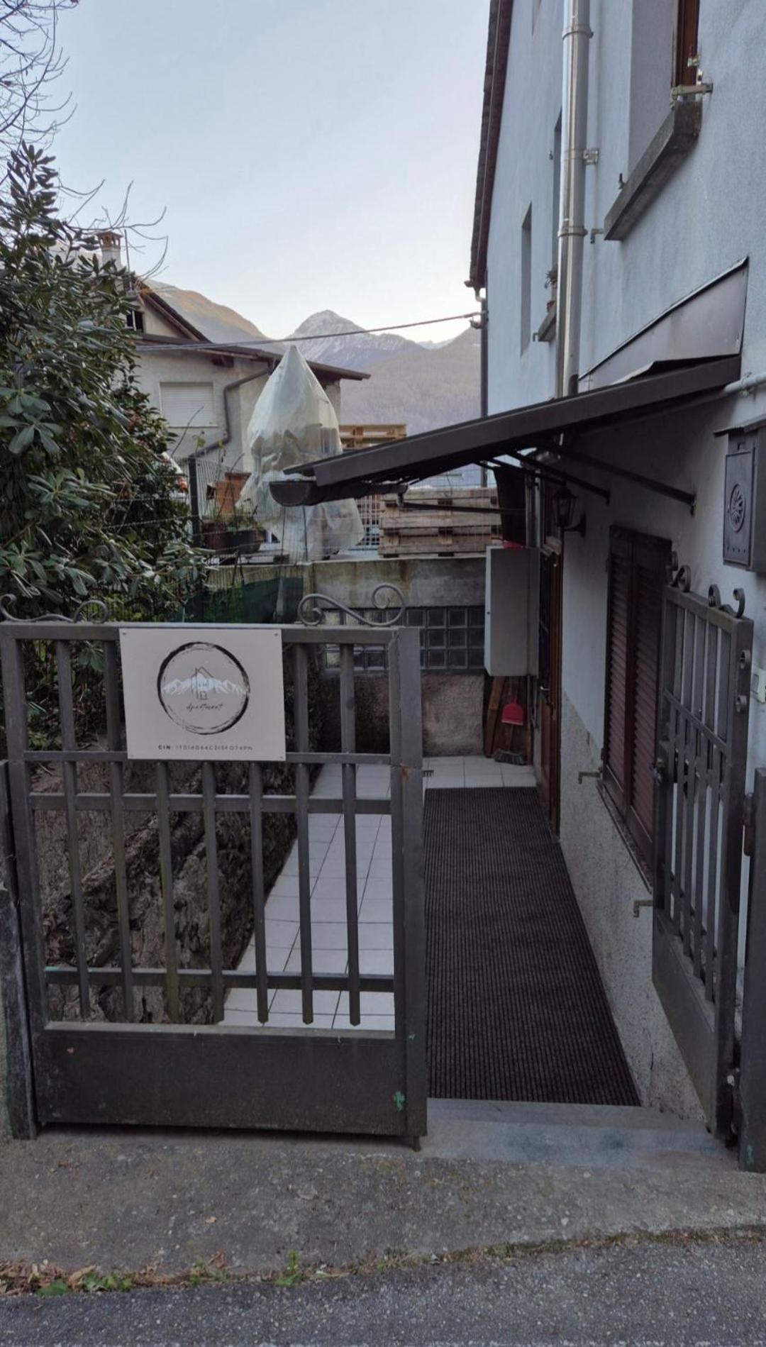 Typical Apartment In Valtellina Sondrio Esterno foto